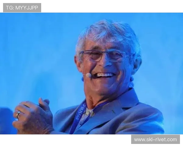 FIFA发布U17世界杯吉祥物以猫头鹰为原型 名字致敬米卢 FIFA发布U17世界杯吉祥物以猫头鹰为原型 名字致敬米卢